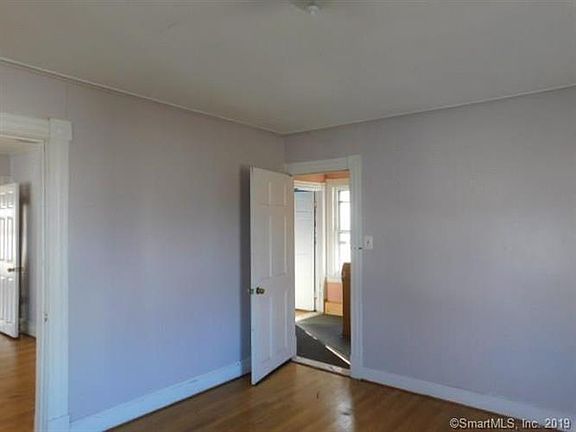 4th image of 54 Winship St
