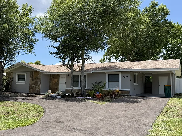 4093 Drance St — Photo 32