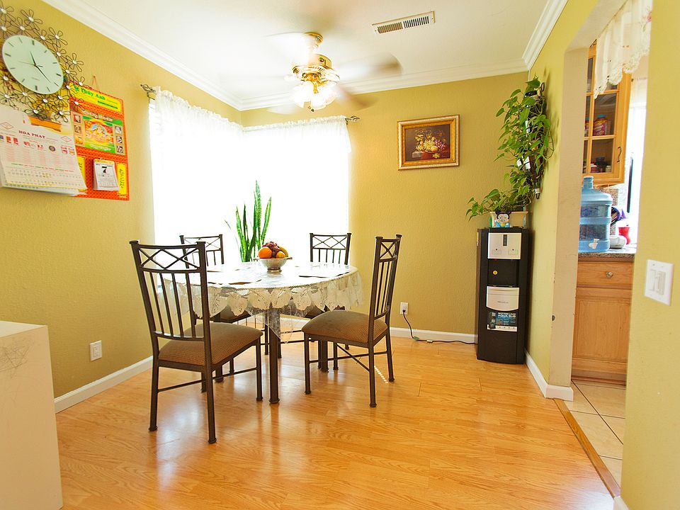 1st image of 199 Kenbrook Cir