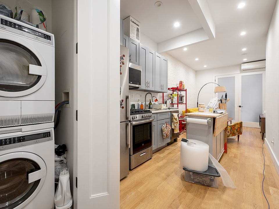 1st image of 351 Grove St APT 1R