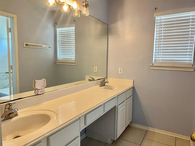 14802 Bellflora Ct — Photo 11