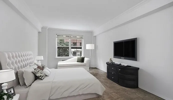 Rented by Bold New York | media 7