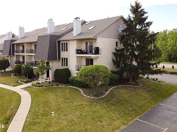 2nd image of 9086 Del Prado Dr APT 2W