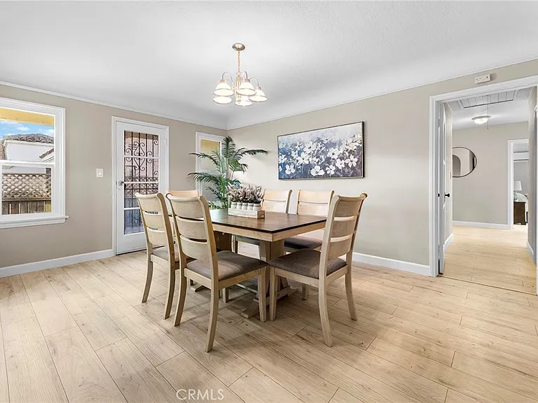 1705 S Fremont Ave — Photo 10
