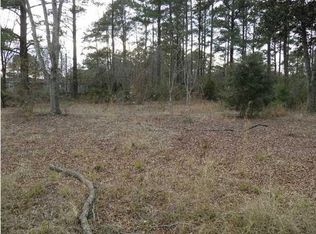 310 7th St, Walterboro, SC 29488