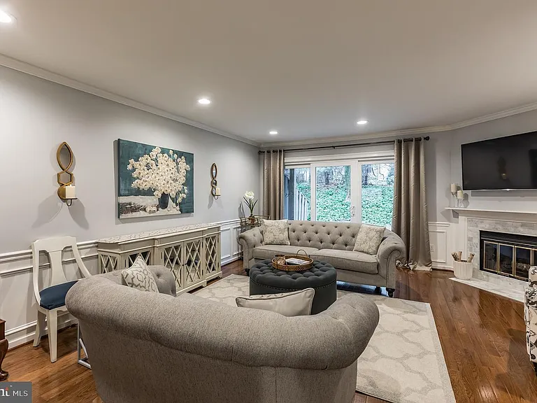 604 Cheswold Ct — Photo 10