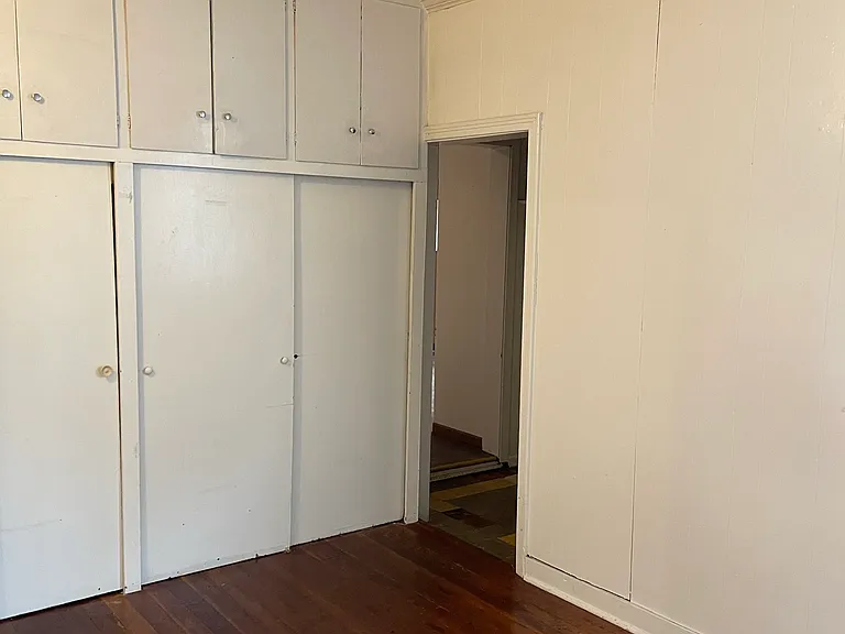 618 E Court St #1 — Photo 9