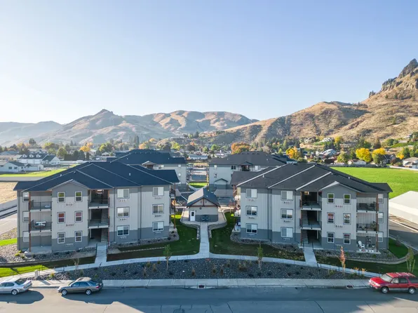 The Landing at Saddlerock