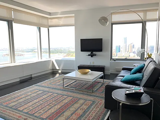 Rented by City Connections Realty | media 12