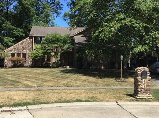 381 Evergreen Ct, Avon Lake, OH