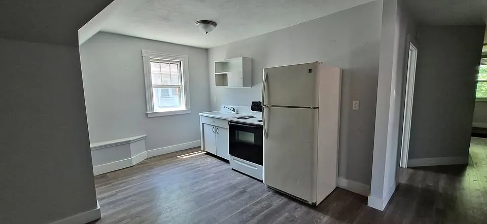 177 Sisson Avenue - Floor 3 — Photo 2