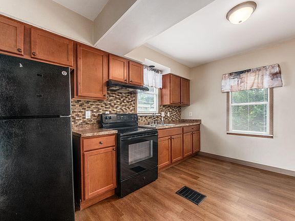 4th image of 2314 Margaret St