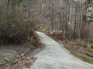 64 Wireman Dr, Mallie, KY 41836