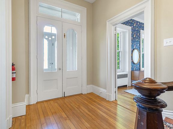3rd image of 75 South Street