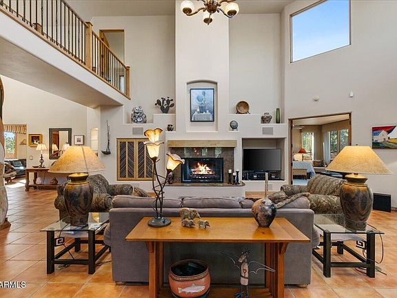 3rd image of 30 W GUNSMOKE Road