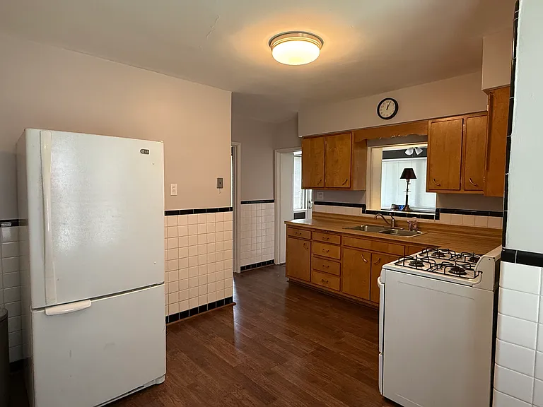 5208 Weber Rd — Photo 9