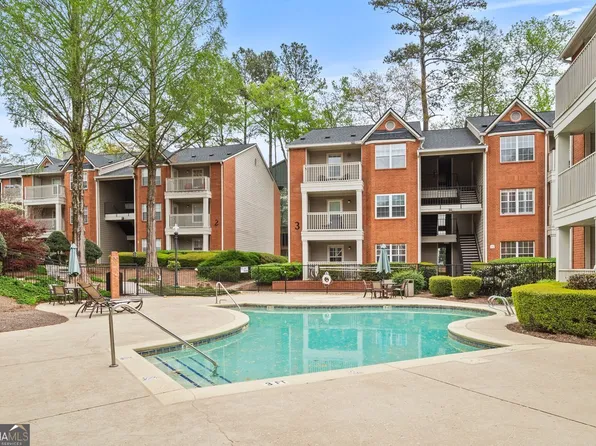 3071 Chastain Park Ct NE, Atlanta, GA 30342