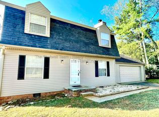 2305 Bishops Bridge Rd, Knoxville, TN 37922