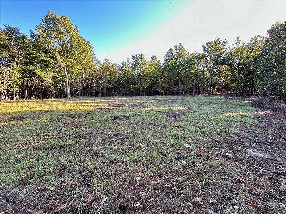 4th image of 38 Acres Hwy #A