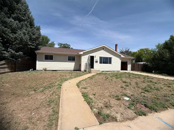303 Belmont Place, Fort Morgan, CO 80701