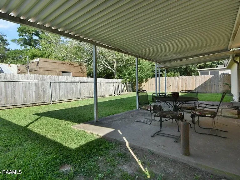 524 Cedar Crest Ct — Photo 21