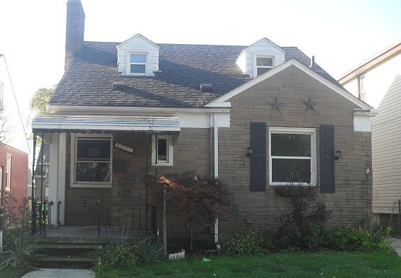 1st image of 1327 Mayflower Ave