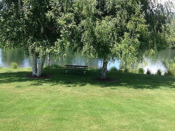2nd image of 1870 Cottonwood Dr