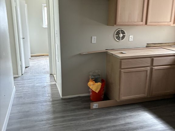 2nd image of 18526 Saint Aubin St