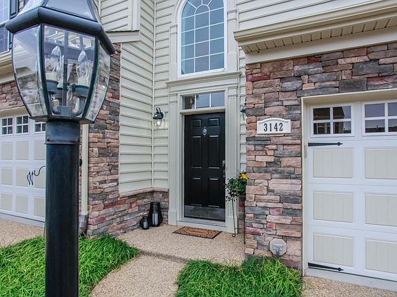 2nd image of 3142 Abruzzo Pl