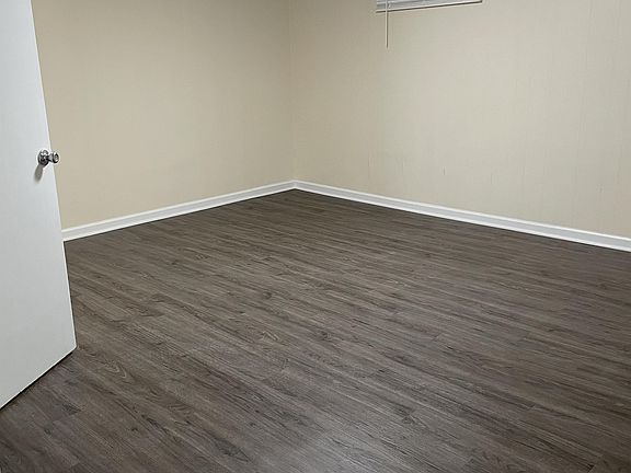 3rd image of 628 N Kennedy Ave