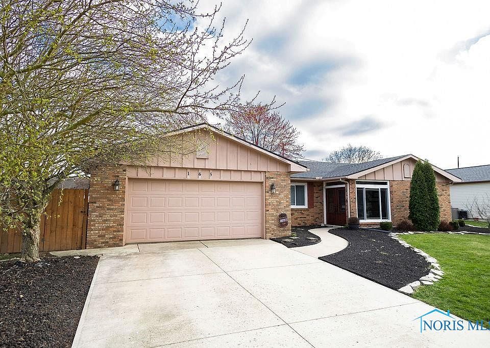 1st image of 165 Marilyn Dr