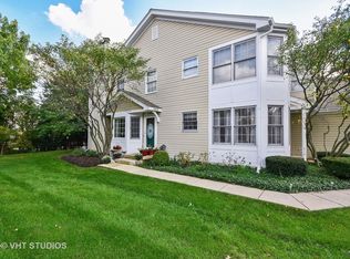 552 Bradbury Ln UNIT 552, Geneva, IL 60134