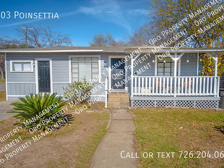 1003 Poinsettia — Photo 3