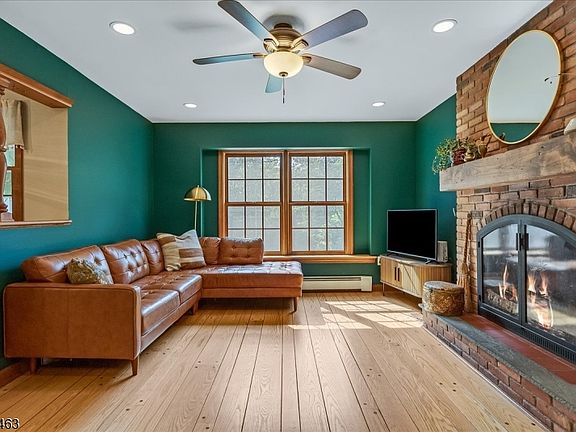 4th image of 45 Gristmill Rd