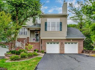 51 Loft Dr, Martinsville, NJ 08836