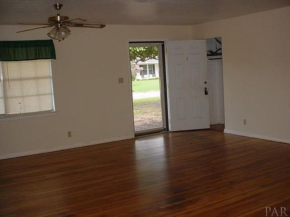 5th image of 1015 E Madison Dr