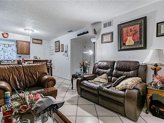 4th image of 7621 E Pennsylvania Dr