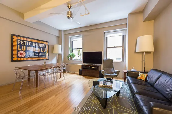 Sold by Town Residential | media 8