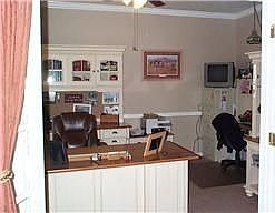4th image of 7007 Trimstone Dr