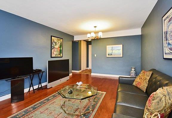 3rd image of 3755 Henry Hudson Pkwy APT 11E