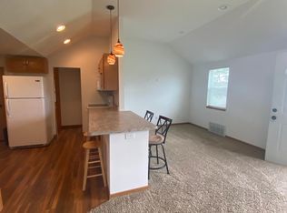 4975 NW 6th Dr, Des Moines, IA 50313