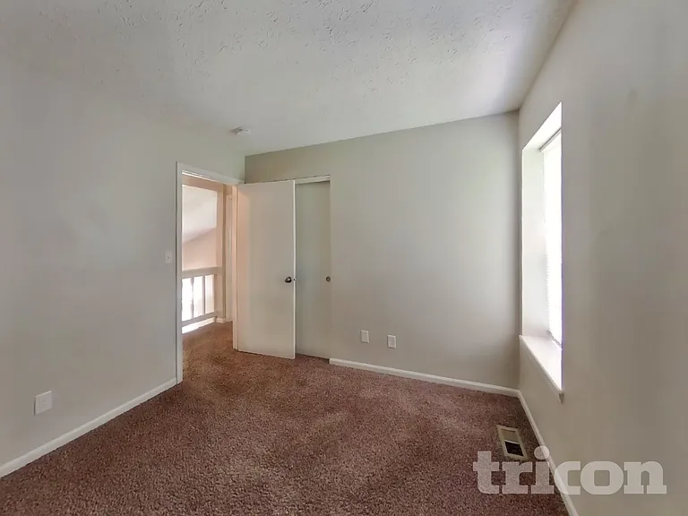 6907 Tartan Ct — Photo 12