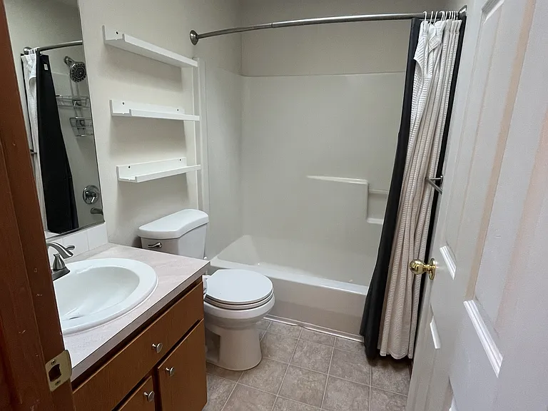 817 NE 72nd Ave — Photo 10