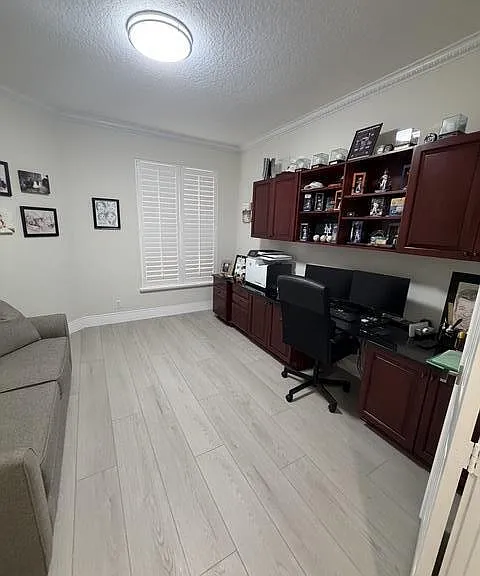 21230 Falls Ridge Way — Photo 19