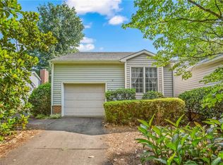 104 Pebble Ridge Ln, Winston Salem, NC 27104