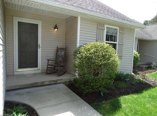 994 Cottage Gate Dr, Kent, OH 44240