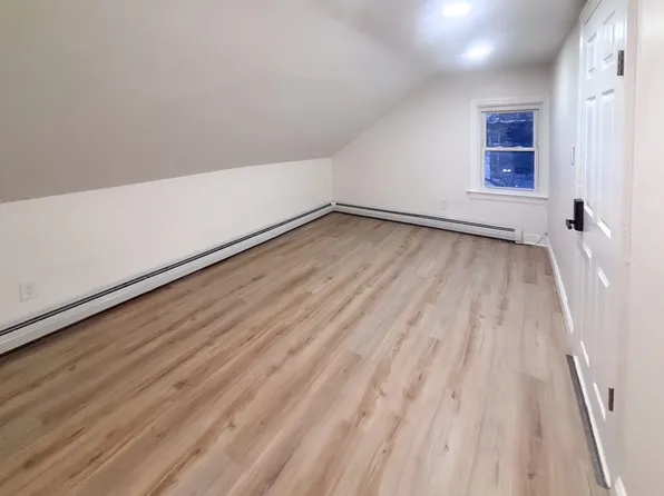 38 Judith St Floor 3, Providence, RI 02909