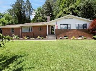 1654 Myers Chapel Rd, Hayesville, NC 28904