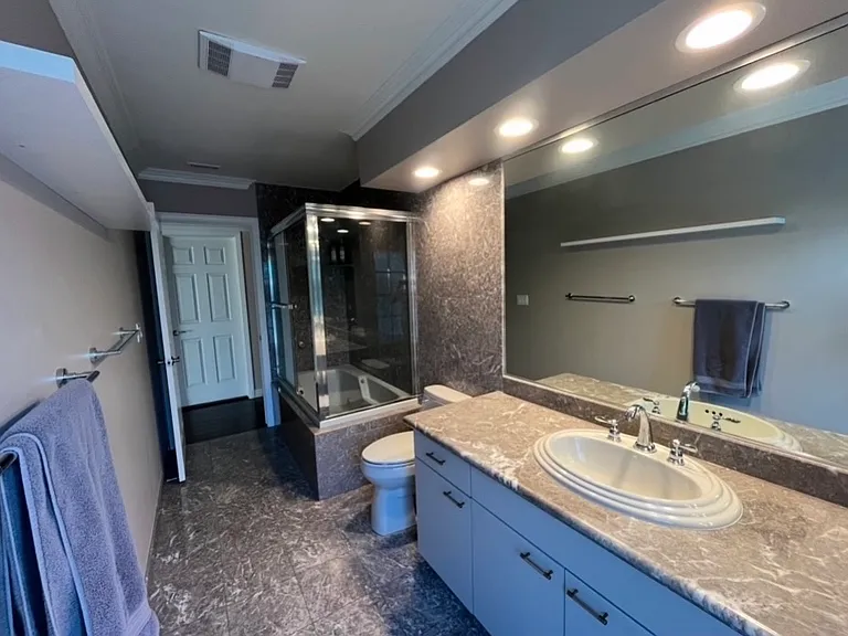 5901 Valerie Ave — Photo 31