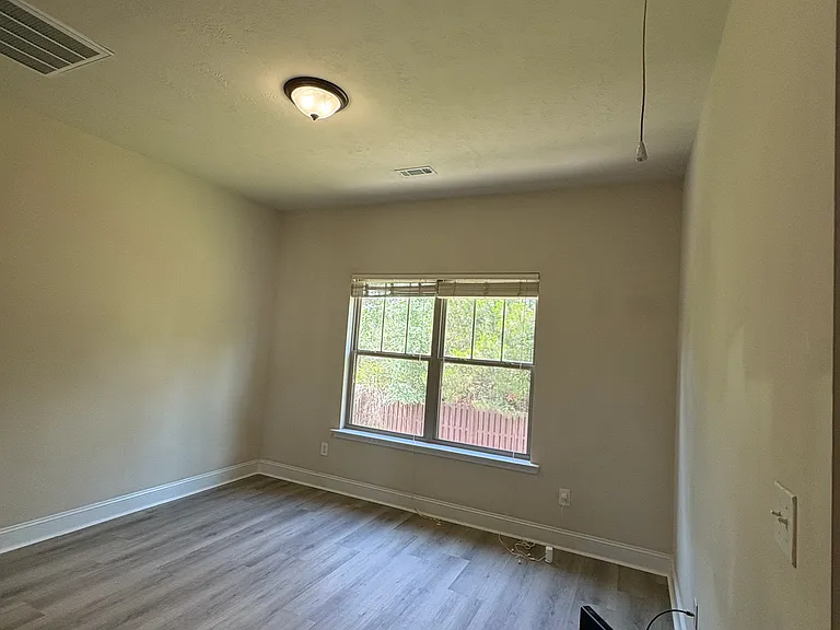 505 Cranberry Cir — Photo 17